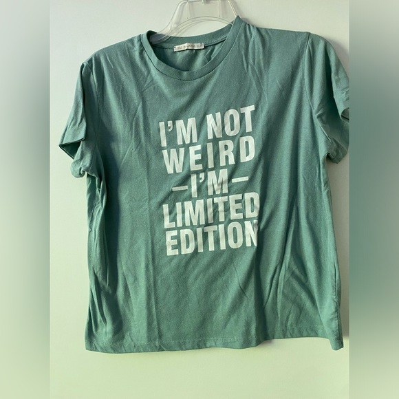 rojada Tops - Joke T Shirt “I’m not weird I’m limited edition” XL